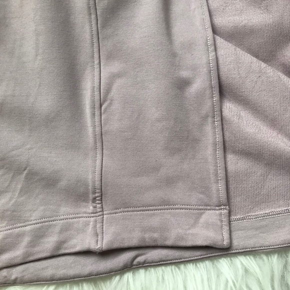 SOLD Lululemon Back In Action Wrap Smoky Blush - Picture 11 of 15